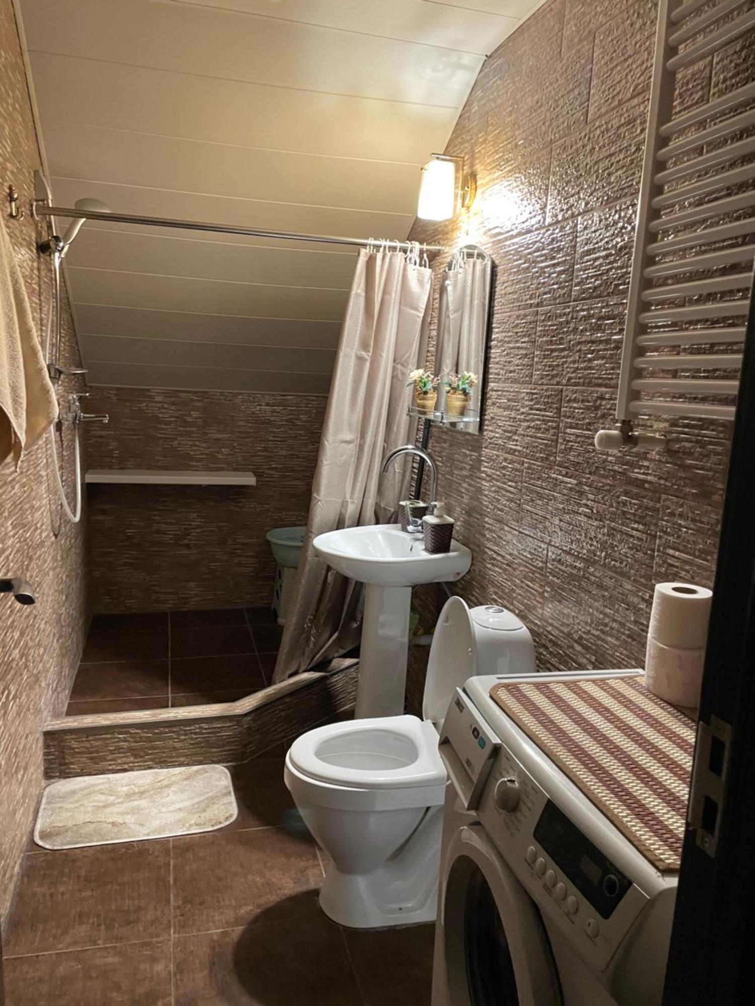 Beautiful Apartment On Atoneli 第比利斯 外观 照片